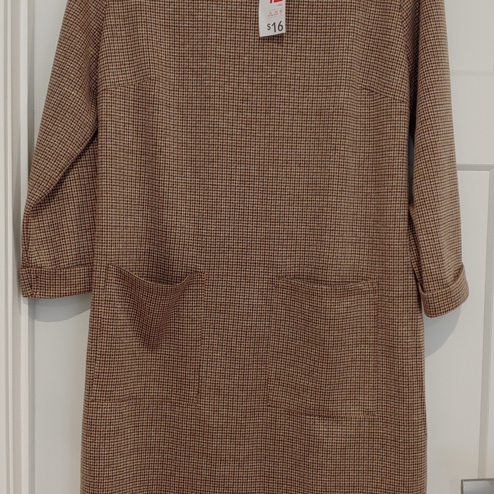 Dress - Picture 3 of 4